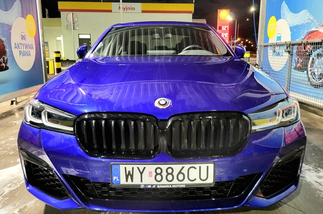 BMW Seria 5 cena 346245 przebieg: 38000, rok produkcji 2022 z Toruń małe 562